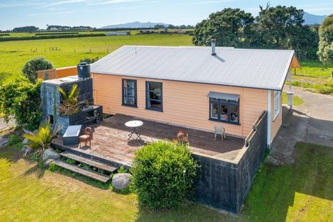 Photo of property in 246 Stent Road, Warea, New Plymouth, 4381