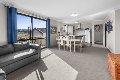 Photo of property in 11 View Street, Maungaturoto, 0520