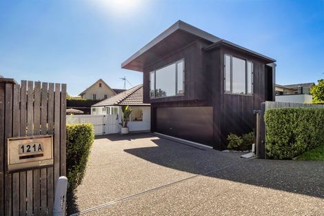 Photo of property in 121a Oceanview Road, Mount Maunganui, 3116