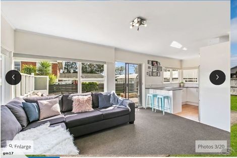 Photo of property in 1/38 Shakespeare Road, Milford, Auckland, 0620