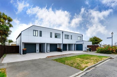 Photo of property in 3/75 Thackeray Place, Waltham, Christchurch, 8023