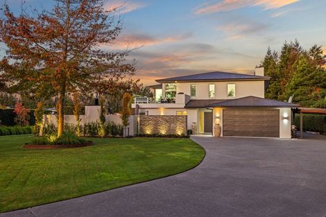 Photo of property in 37 Oakgrove Drive, Rangiora, 7400