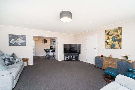 Photo of property in 3 Gainsborough Grove, Highbury, Palmerston North, 4412