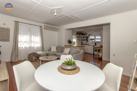 Photo of property in 10 Barton Avenue, Marewa, Napier, 4110