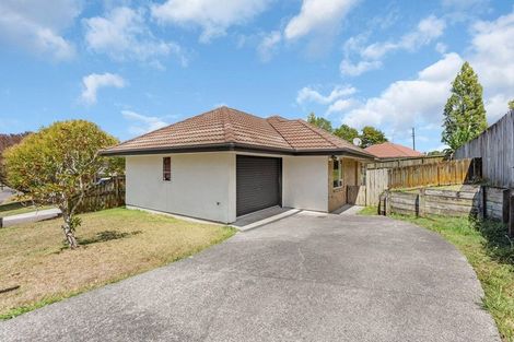 Photo of property in 17 Cretian Crescent, Henderson, Auckland, 0612