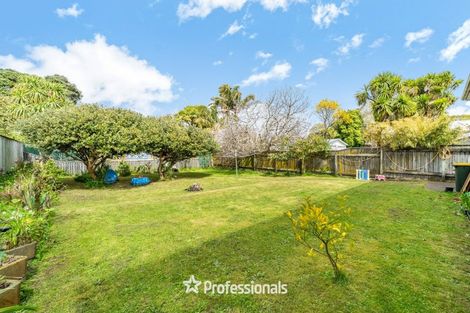 Photo of property in 10 Gray Avenue, Paraparaumu Beach, Paraparaumu, 5032