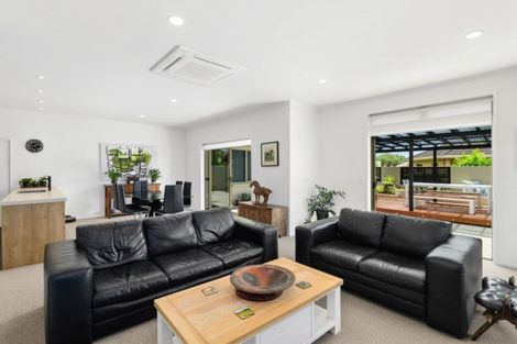 Photo of property in 20 Devoy Drive, Owhata, Rotorua, 3010