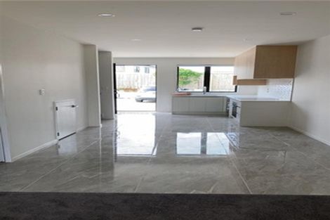 Photo of property in 8/1 Sylvan Crescent, Te Atatu South, Auckland, 0610