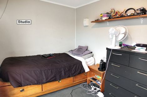 Photo of property in 22 Hennessy Street East, Foxton Beach, Foxton, 4815