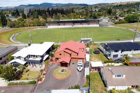 Photo of property in 37 Carter Drive, Pomare, Rotorua, 3015