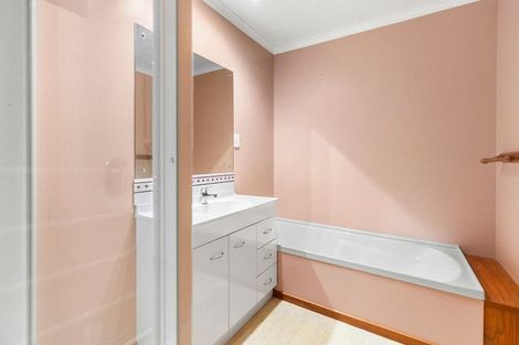 Photo of property in 14 Rob Roy Lane, Wanaka, 9305