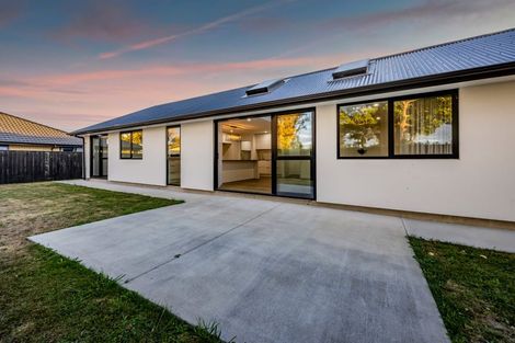 Photo of property in 74 Turuturu Road, Hawera, 4674