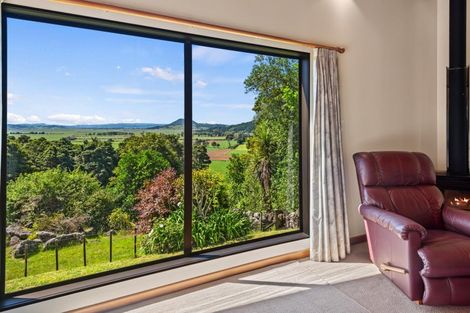 Photo of property in 8 Old Loop Road, Ngararatunua, Whangarei, 0176