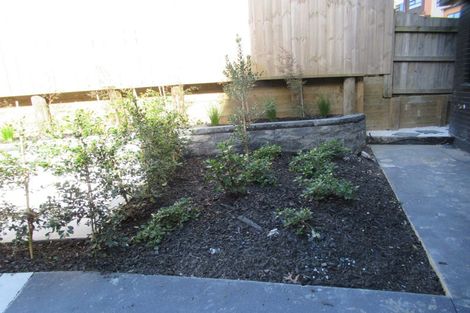 Photo of property in 10/2 Nikau Street, New Lynn, Auckland, 0600