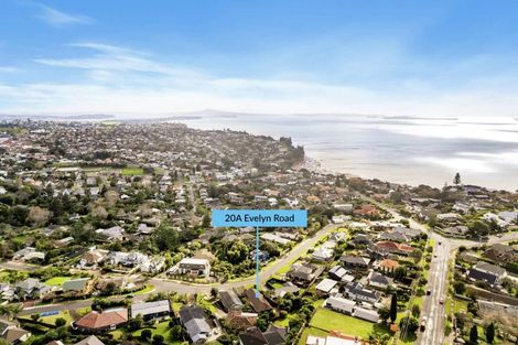 Photo of property in 20a Evelyn Road, Cockle Bay, Auckland, 2014