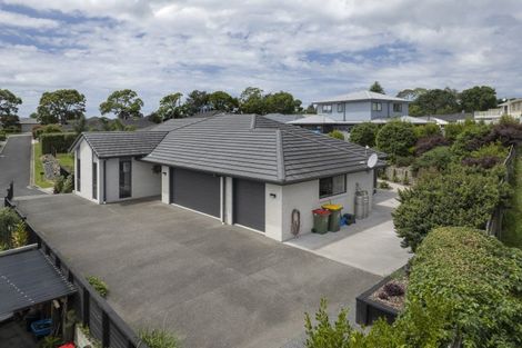 Photo of property in 5 Gumtree Lane, Omokoroa, 3114