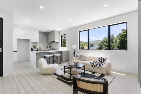 Photo of property in 90 Awaruku Road, Torbay, Auckland, 0630