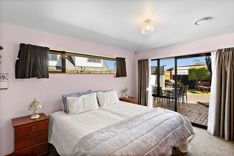 Photo of property in 57 Queenspark Drive, Parklands, Christchurch, 8083