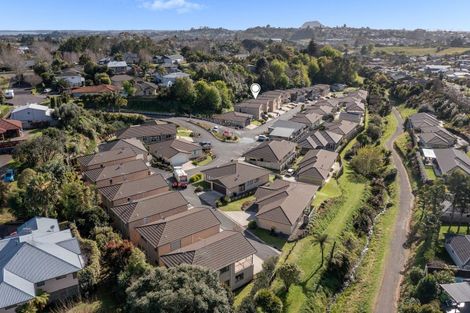 Photo of property in 3/19 Glencarron Place, Bethlehem, Tauranga, 3110