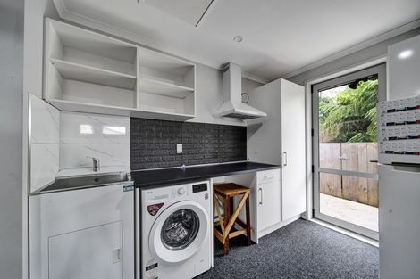 Photo of property in 8 Garrett Drive, Whalers Gate, New Plymouth, 4310