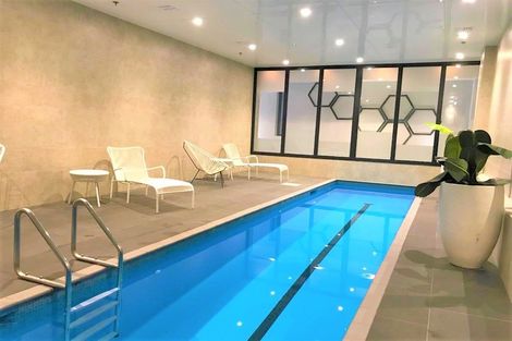 Photo of property in Queen's Residences, 2111/8 Airedale Street, Auckland Central, Auckland, 1010