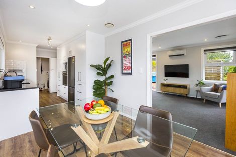 Photo of property in 46 Holdsworth Avenue, Trentham, Upper Hutt, 5018