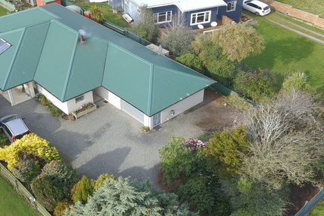 Photo of property in 37 Bernera Street, Karitane, Waikouaiti, 9471