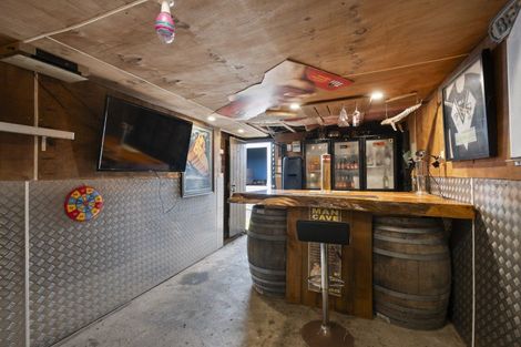 Photo of property in 21 Blackwell Street, Marton, 4710