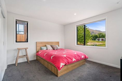 Photo of property in 137 Meadowstone Drive, Wanaka, 9305