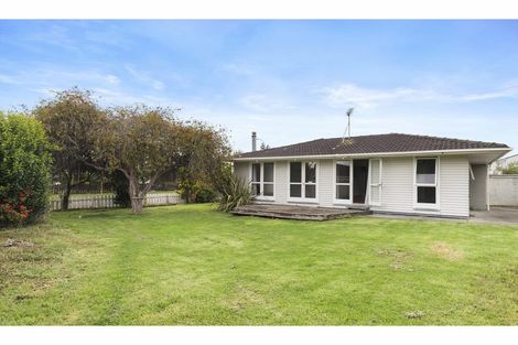 Photo of property in 42 Hamilton Drive, Waiuku, 2123