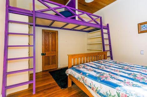 Photo of property in 70 Parsonage Road, Waimate, 7978