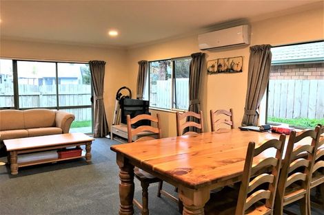 Photo of property in 1b Lagoon Place, Poike, Tauranga, 3112