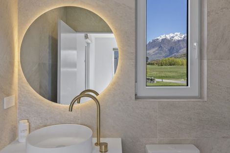 Photo of property in 22 Soudley Court, Jacks Point, Queenstown, 9371