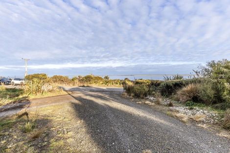 Photo of property in 53 Awarua Bay Road, Awarua Plains, Invercargill, 9877