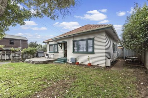 Photo of property in 10 Dudley Terrace, Frankton, Hamilton, 3204