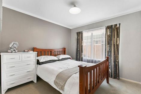 Photo of property in 9 Halcyon Place, Papatoetoe, Auckland, 2025