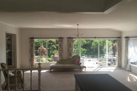 Photo of property in 116 Chelsea View Drive, Chatswood, Auckland, 0626
