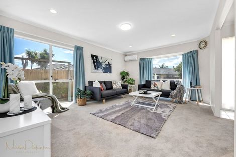Photo of property in 1/24 West Fairway, Golflands, Auckland, 2013