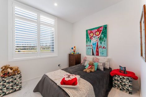 Photo of property in 16 The Fairways, Kinloch, Taupo, 3377