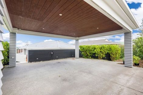 Photo of property in 16 Hadfield Street, Beach Haven, Auckland, 0626