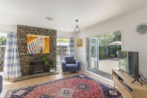 Photo of property in 16 Weggery Drive, Waikanae Beach, Waikanae, 5036