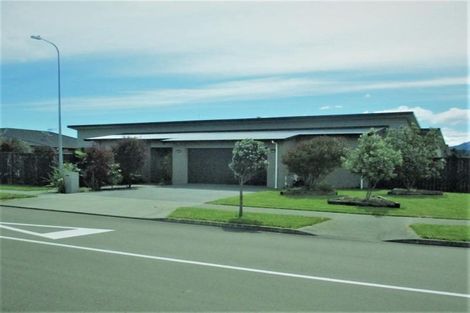 Photo of property in 89 Kotuku Drive, Paraparaumu Beach, Paraparaumu, 5032