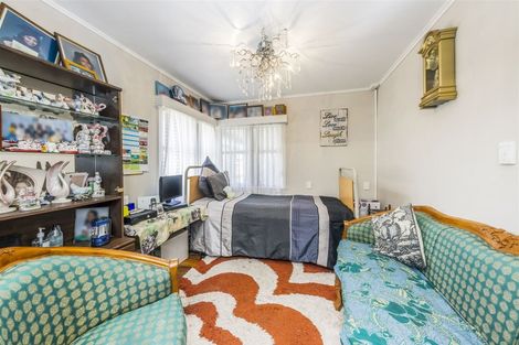 Photo of property in 82 Station Road, Papatoetoe, Auckland, 2025