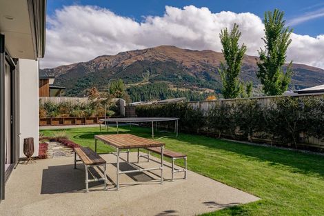 Photo of property in 15 Pennycook Place, Lake Hawea, Wanaka, 9382