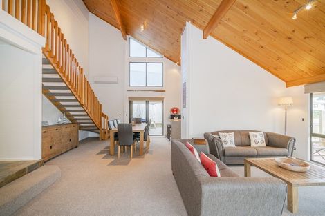 Photo of property in 28 Pleasant Place, Pauanui, Hikuai, 3579