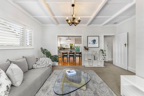 Photo of property in 2a Egremont Street, Belmont, Auckland, 0622