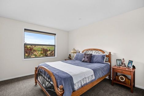Photo of property in 57 Golden Road, Springvale, Alexandra, 9393