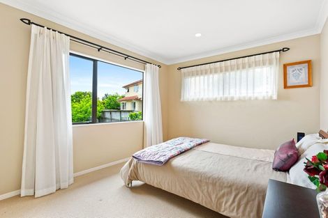 Photo of property in 12b Waikura Drive, Te Atatu Peninsula, Auckland, 0610