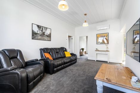 Photo of property in 24 Brighton Road, Green Island, Dunedin, 9018