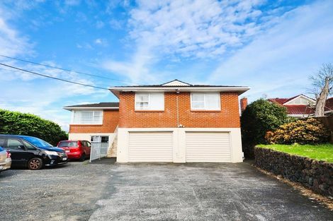 Photo of property in 54 Manuka Road, Glenfield, Auckland, 0629